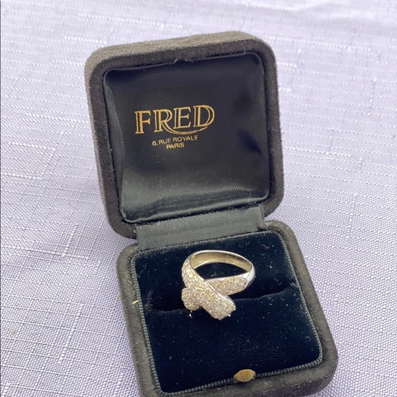 Fred Paris - Designer Diamond Ring - Picture 1 of 4